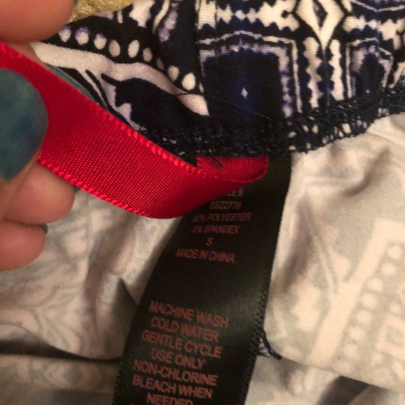 Two Piece Outfit - Picture 4 of 4